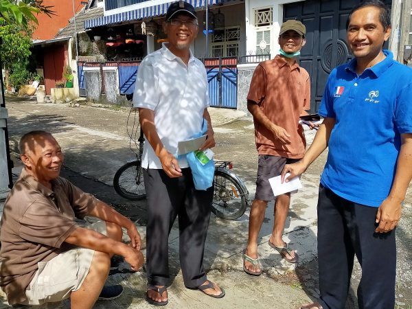 KELILING UNTUK JEMPUT IURAN JALAN AKSES KELILING UNTUK JEMPUT IURAN JALAN AKSES