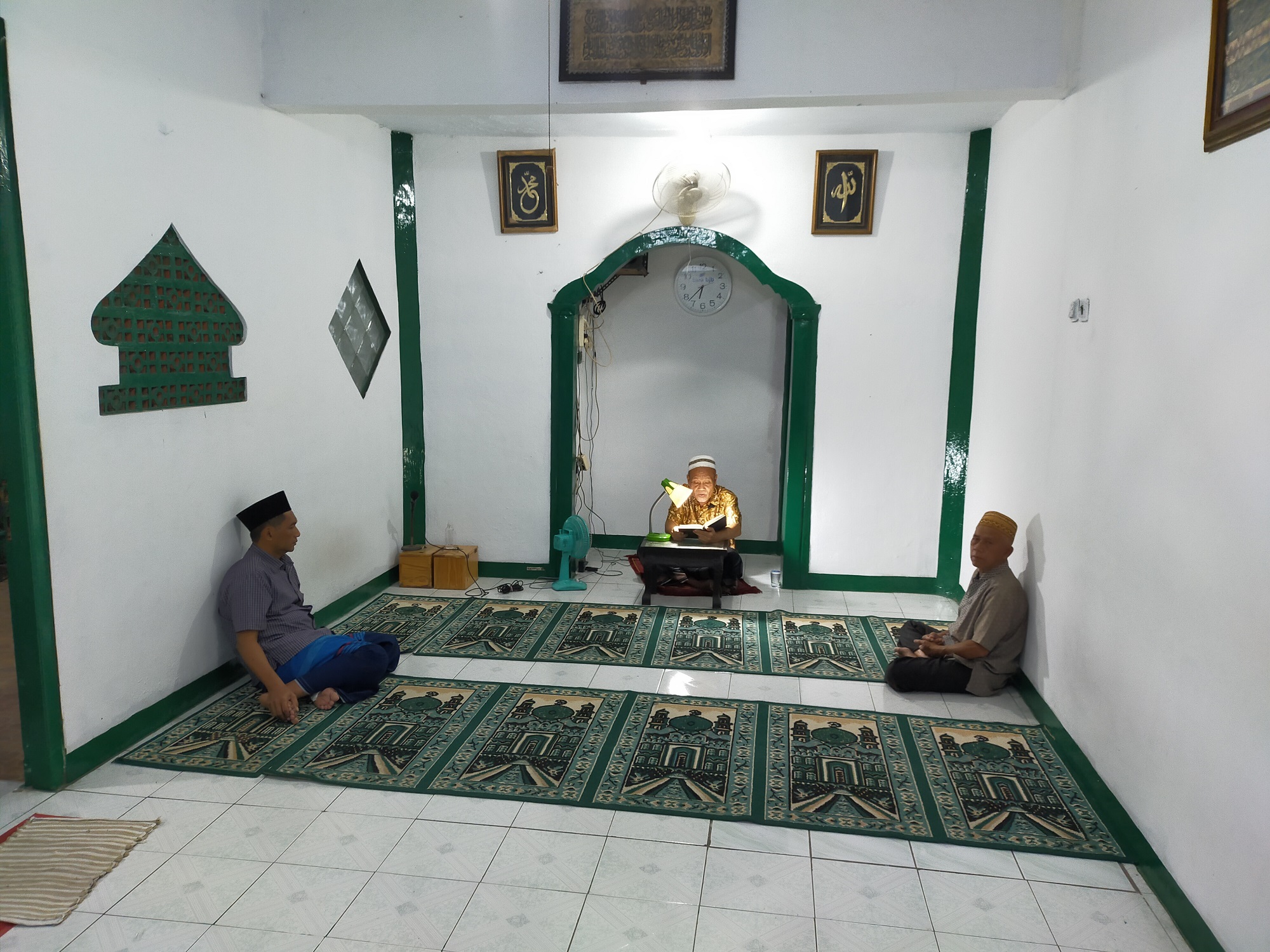 PENGAJIAN RUTIN SEHABIS MAGHRIB PENGAJIAN RUTIN SEHABIS MAGHRIB